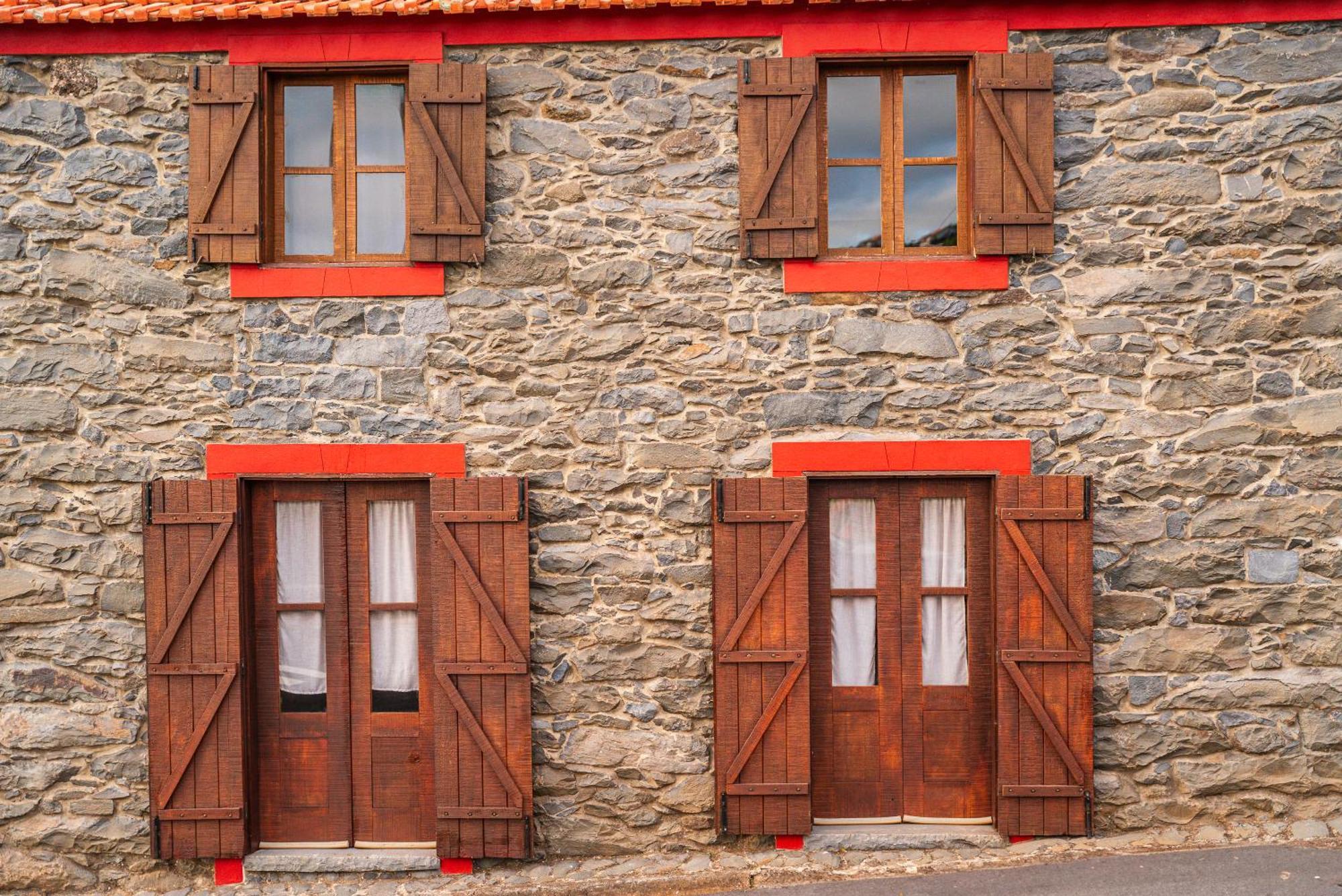 King'S House - Centennial House Ribeira do Raposo Exterior photo
